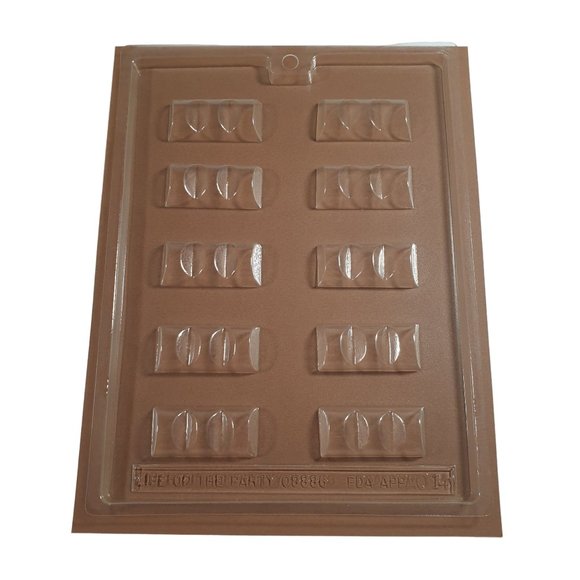 Vintage Candy Bar Mold Mini 2 Inch Holiday Treat Chocolate Polymer Clay Fondant - Picture 1 of 7